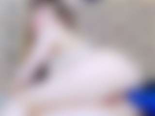 ivorydreams's Live Sex Cam Show