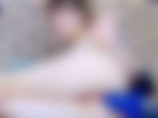 ivorydreams's Live Sex Cam Show