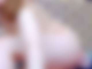 ivorydreams's Live Sex Cam Show