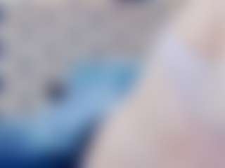 ivorydreams's Live Sex Cam Show