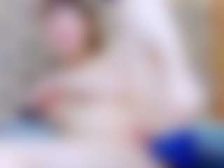 ivorydreams's Live Sex Cam Show