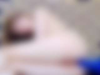 ivorydreams's Live Sex Cam Show