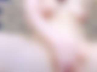 ivorydreams's Live Sex Cam Show