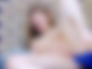 Live cam show with ivorydreams - Submissive on StripNow
