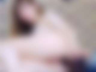 ivorydreams's Live Sex Cam Show