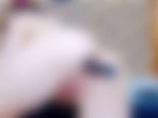 ivorydreams's Live Sex Cam Show