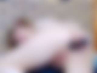 ivorydreams's Live Sex Cam Show