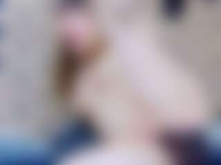 ivorydreams's Live Sex Cam Show
