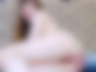 ivorydreams's Live Sex Cam Show