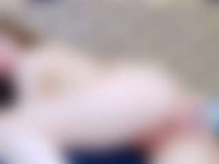 ivorydreams's Live Sex Cam Show