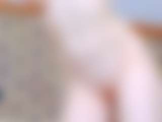 ivorydreams's Live Sex Cam Show