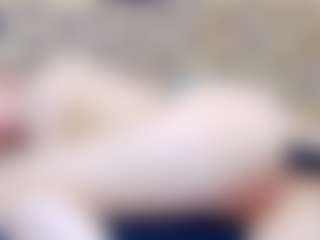 ivorydreams's Live Sex Cam Show