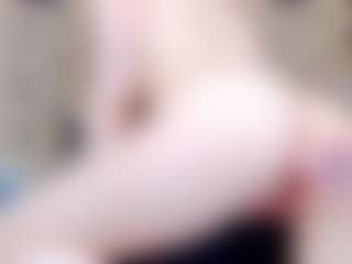ivorydreams's Live Sex Cam Show