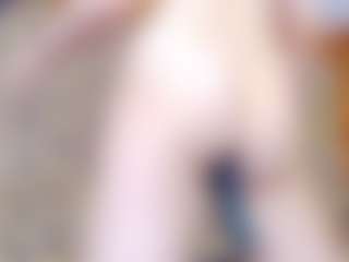 ivorydreams's Live Sex Cam Show