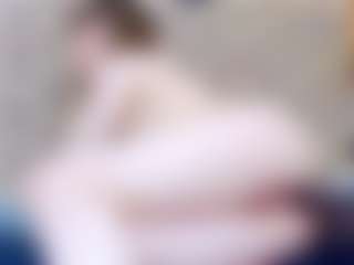 ivorydreams's Live Sex Cam Show