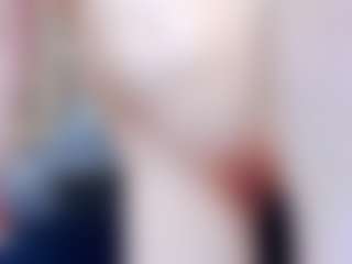 Live cam show with ivorydreams - Shaved Pussy on AdultVida.com