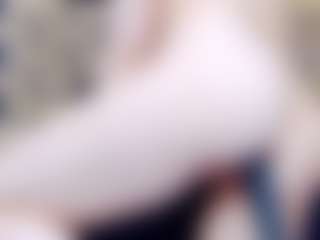 ivorydreams's Live Sex Cam Show