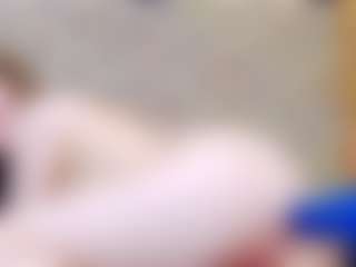 Live cam show with ivorydreams - Dirty Talk on Camsoda