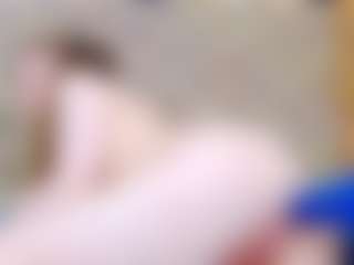 ivorydreams's Live Sex Cam Show