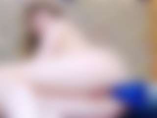 ivorydreams's Live Sex Cam Show