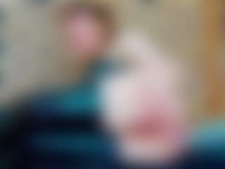 Live cam show with ivorydreams - Shaved on infinitiblacc.com