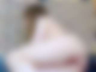 Live cam show with ivorydreams - Big Ass Teen (18+) on CamwithHer