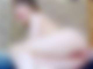 ivorydreams's Live Sex Cam Show