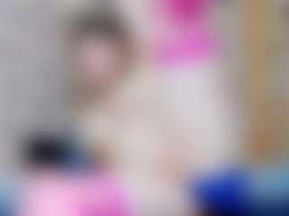 ivorydreams's Live Sex Cam Show