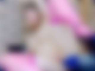Live cam show with ivorydreams - Dominant on Dolls Live