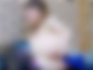ivorydreams's Live Sex Cam Show