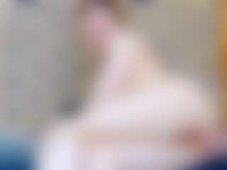 ivorydreams's Live Sex Cam Show