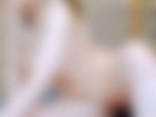 ivorydreams's Live Sex Cam Show