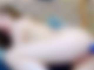 ivorydreams's Live Sex Cam Show