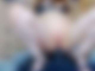 ivorydreams's Live Sex Cam Show