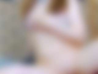 ivorydreams's Live Sex Cam Show