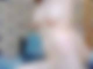 ivorydreams's Live Sex Cam Show
