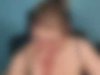 Live cam show with Ally - Pregnant on chickslive.net