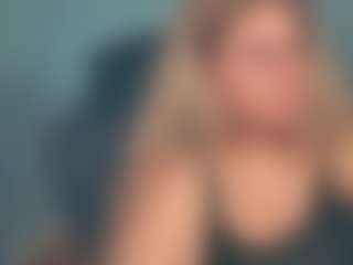 Live cam show with Ally - Solo on Hubzter Live