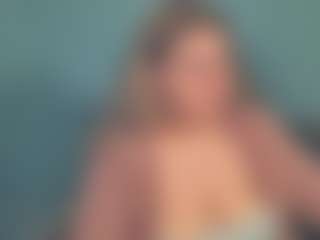 Live cam show with Ally - Milk on TeamSkeetLive