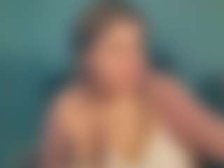 Live cam show with Ally - Living Room on TeamSkeetLive