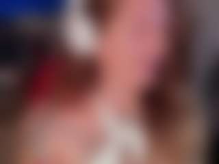 Live cam show with Emma - Blonde Hair on sexylive.show