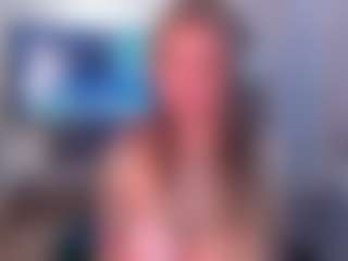 Live cam show with Emma - Green Eyes on hornycams.live
