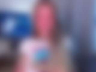 Live cam show with Emma - Blonde Hair Teen (18+) on studioflirtlive.com