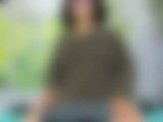 Live cam show with nikol32 - Middle Aged on TeamSkeetLive