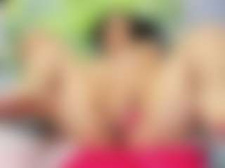 Live cam show with nikol32 - BBW on Camming Site