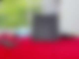 nikol32's Live Sex Cam Show