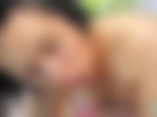 Live cam show with nikol32 - Housewife on Chatstar