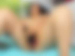 Live cam show with nikol32 - Living Room on Camsoda