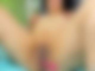 nikol32's Live Sex Cam Show