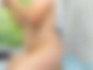 nikol32's Live Sex Cam Show